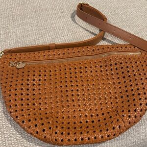 Clare V. Tan Rattan Grande Fanny